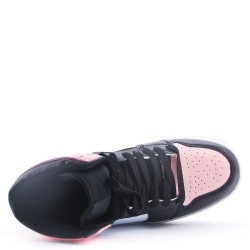 Women's faux leather sneaker