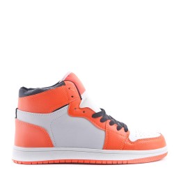 Women's faux leather sneaker