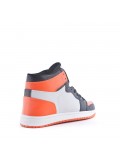 Women's faux leather sneaker