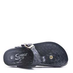 Women's flat flip flops