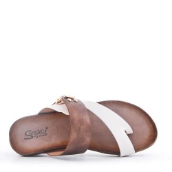 Women's flat faux leather flip flops