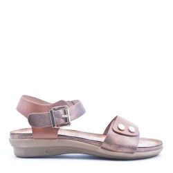 Flat sandals in faux leather for women