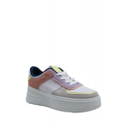 Women's faux leather sneaker