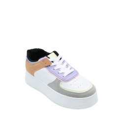 Women's faux leather sneaker