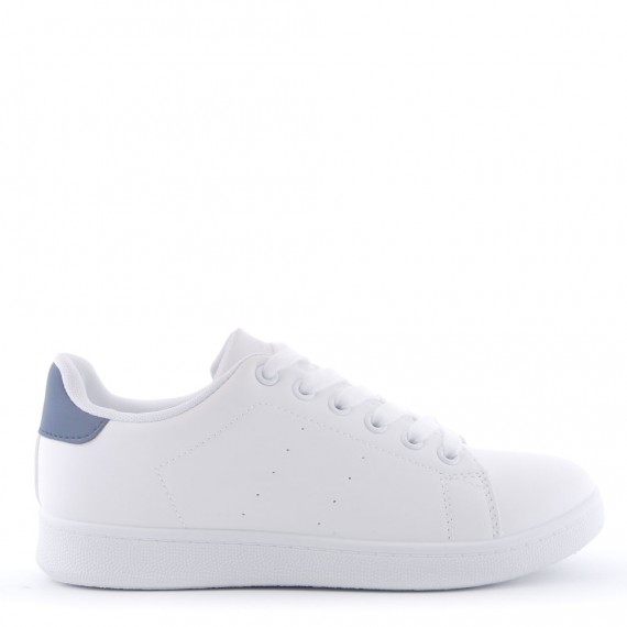 Women's faux leather sneaker