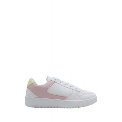 Women's faux leather sneaker