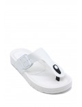 Women's flat flip flops