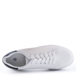 Women's faux leather sneaker