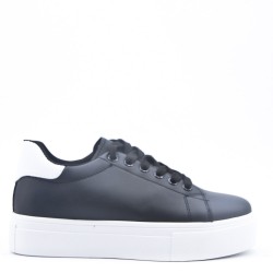 Women's faux leather sneaker