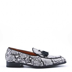 Imitation leather moccasin