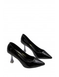 Women's faux leather heeled pumps