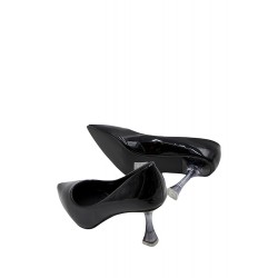 Women's faux leather heeled pumps