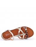 Flat sandals in faux leather for women