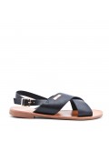 Flat sandals in faux leather for women