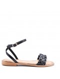 Flat sandals in faux leather for women