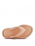 Women's flat flip flops