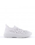 Women's mix-material sneaker without laces