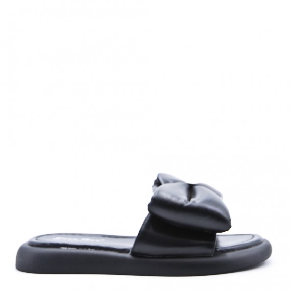 Faux leather slipper