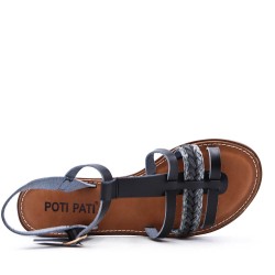 Flat sandals in faux leather for women