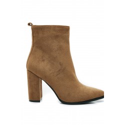 Ankle boot in faux suede