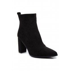 Ankle boot in faux suede