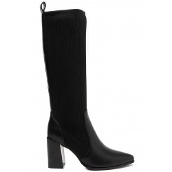 Boot in a mix of materials