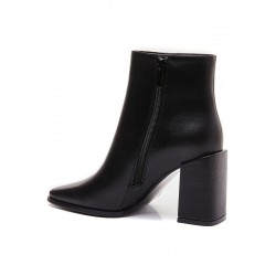 Mixed-material ankle boot