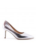 Leatherette pump with heels