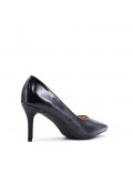 Leatherette pump with heels