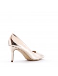 Leatherette pump with heels