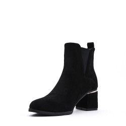 Ankle boot in faux suede