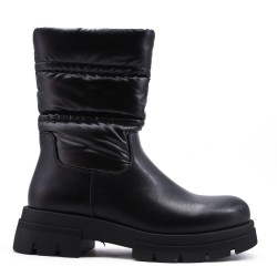 Ankle boot in a mix of materials for autumn and winter