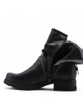 Ankle boot in a mix of materials for autumn and winter