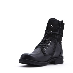 Ankle boot in a mix of materials for autumn and winter