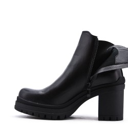 Ankle boot in a mix of materials for autumn and winter