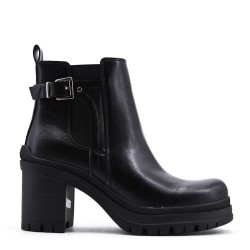 Faux leather ankle boot