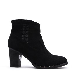 Ankle boot in a mix of materials for autumn and winter