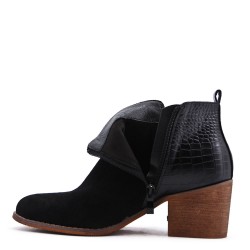 Ankle boot in a mix of materials for autumn and winter