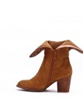 Ankle boot in faux suede