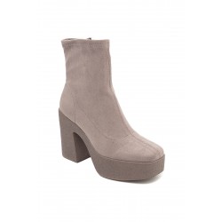 Ankle boot in faux suede