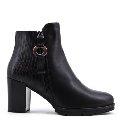 Faux leather ankle boot