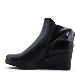 Faux leather ankle boot