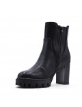 Ankle boot in a mix of materials for autumn and winter