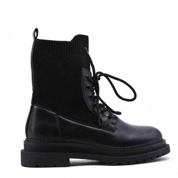 Mixed-material ankle boot