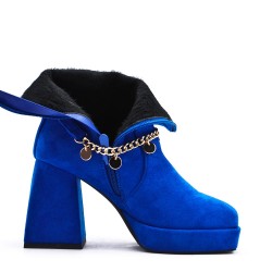 Ankle boot in faux suede