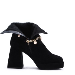 Ankle boot in faux suede