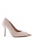 Leatherette pump with heels