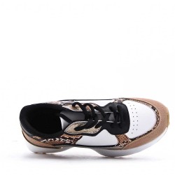 Women's faux leather sneaker