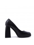 Women's faux leather heeled pumps