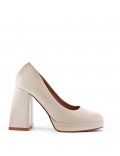 Women's faux leather heeled pumps